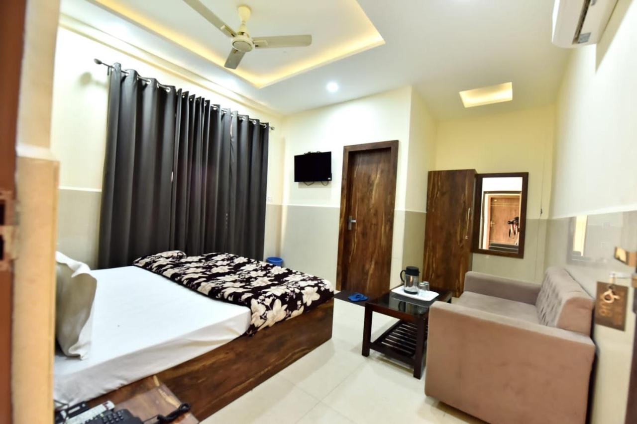 Royal Inn Jammu Luaran gambar