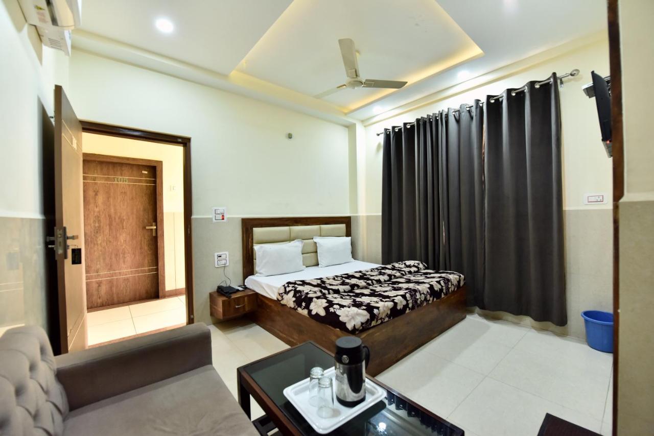 Royal Inn Jammu Luaran gambar