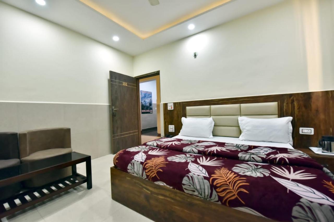 Royal Inn Jammu Luaran gambar